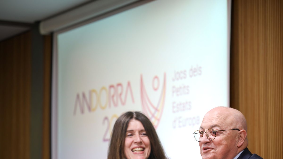 La presidenta del comitè organitzador, Anna Garcia, i el president del COA, Xavier Espot.