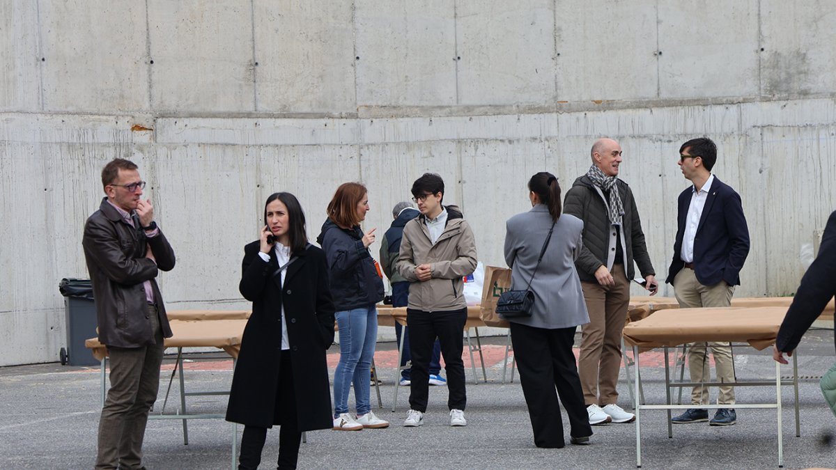 Olalla Losada durant la calçotada popular