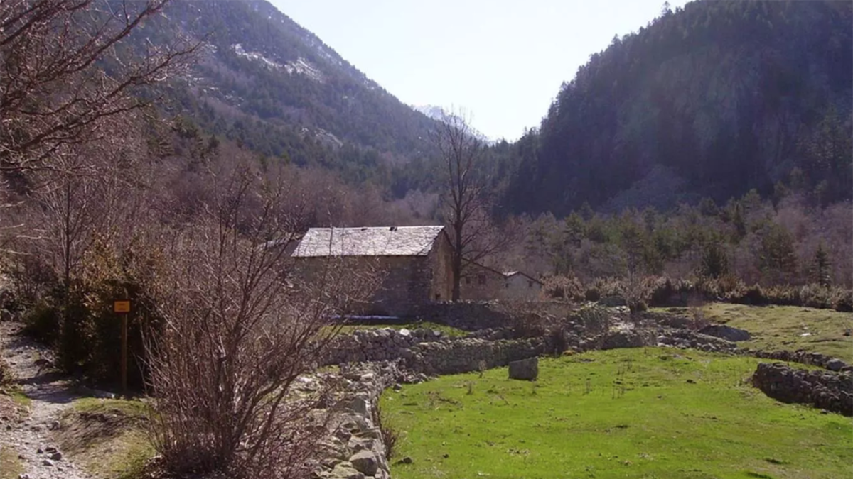 Les bordes de Ràmio, a la vall del Madriu.