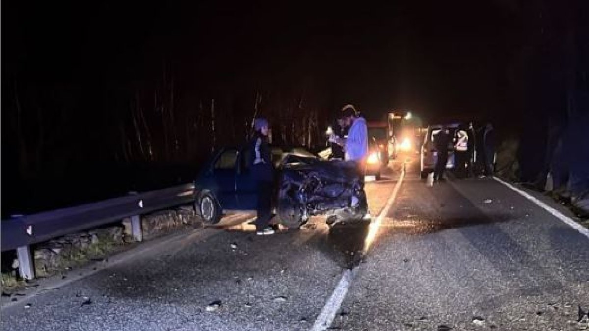 El vehicle conduït per un conductor ebri a Canillo ha patit danys materials importants