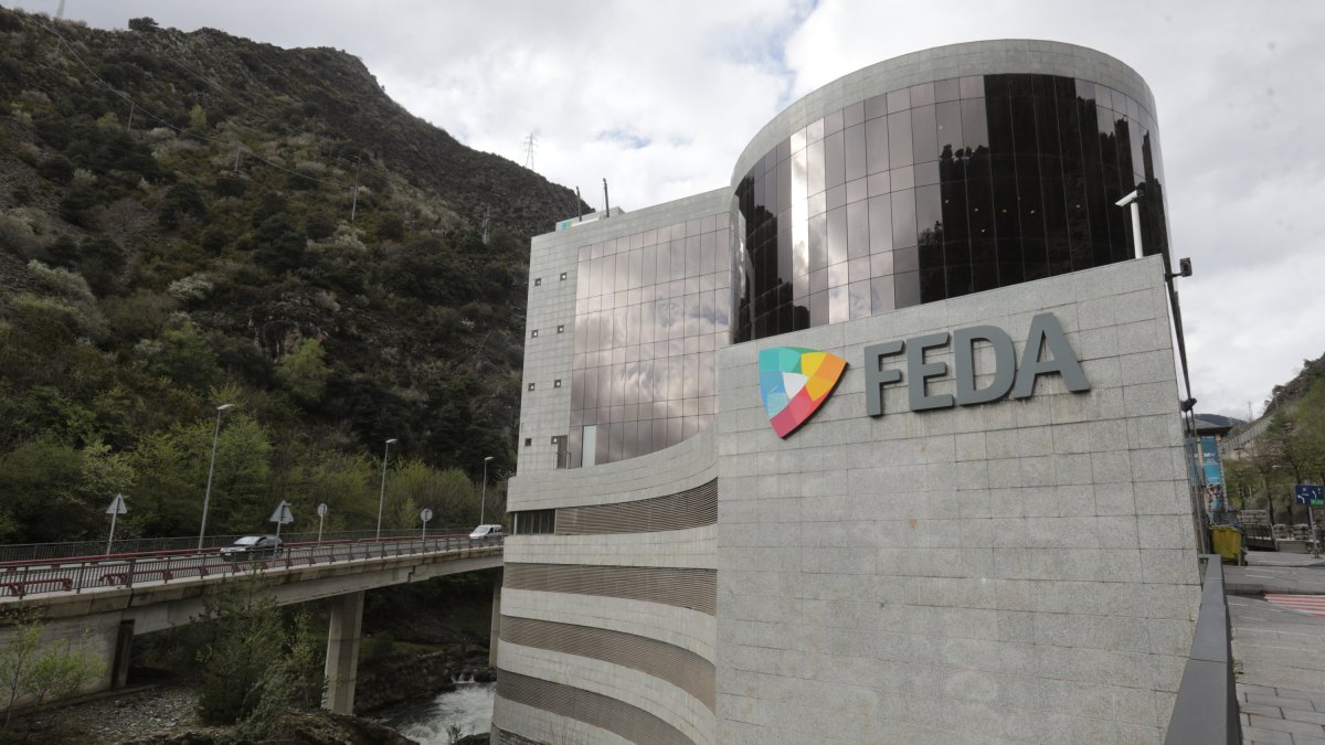 La façana de la seu de FEDA