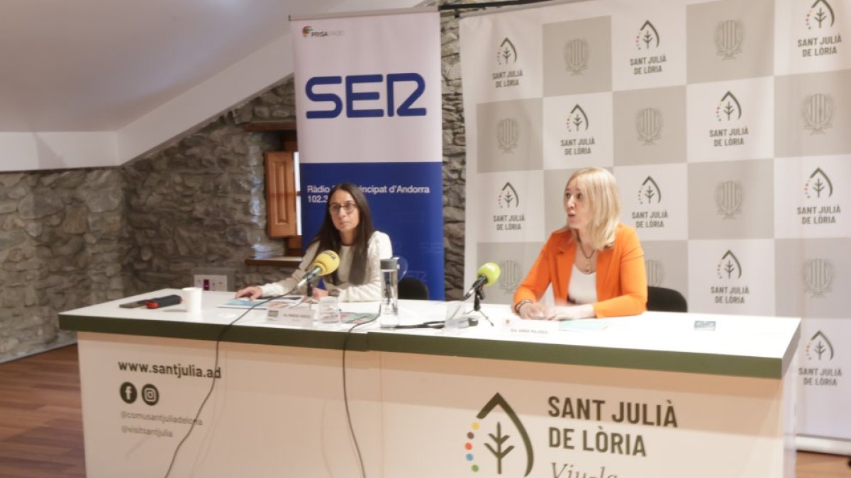 Fuentes i Majoral a la presentació.