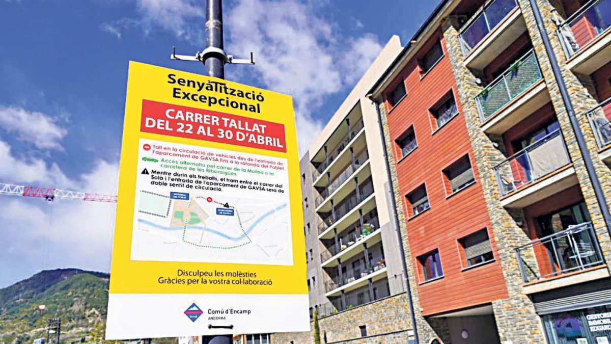Cartell del tall a l’avinguda Príncep Benlloch.