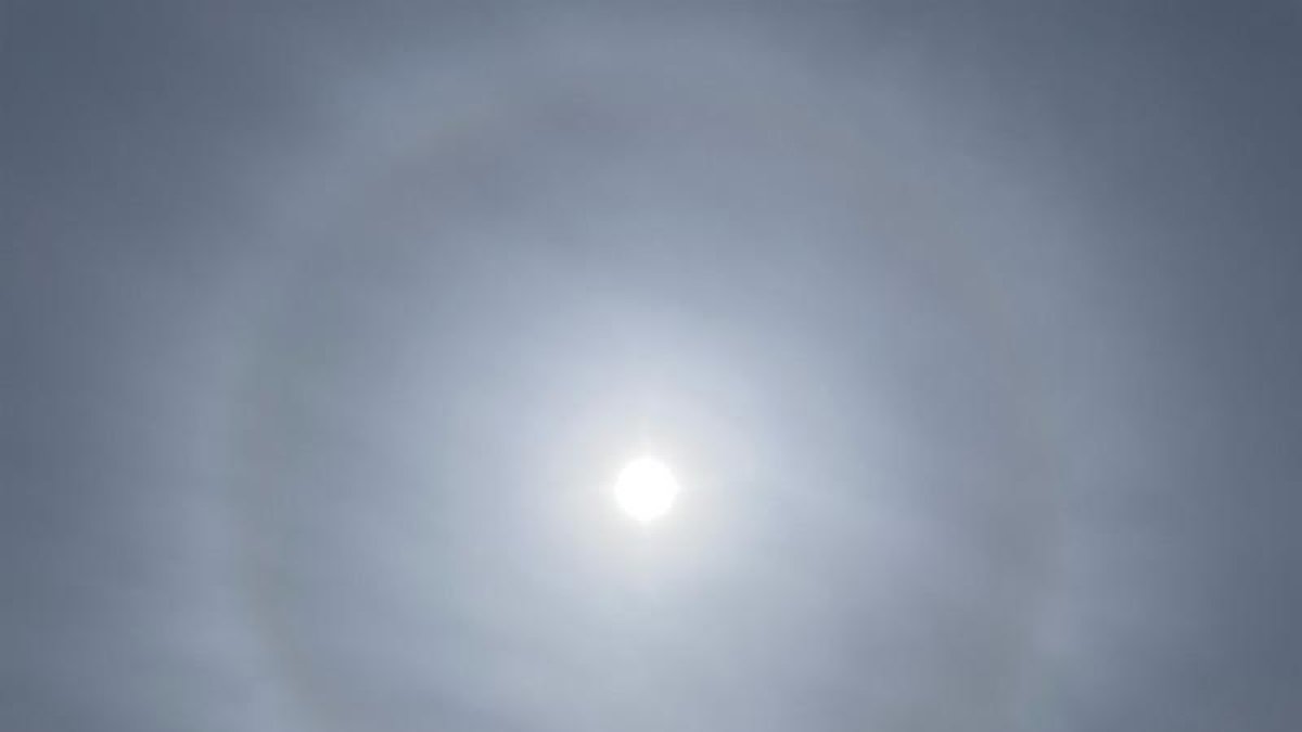 L'halo solar vist des d'Andorra.