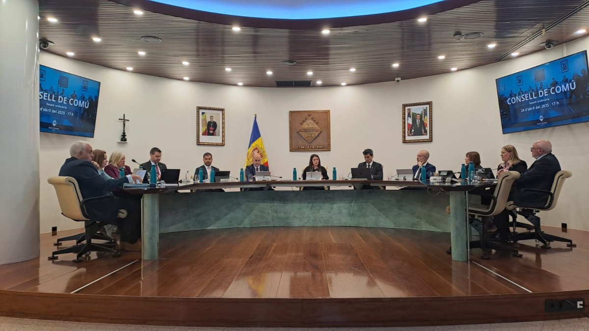La sessió de consell de comú d'Encamp.