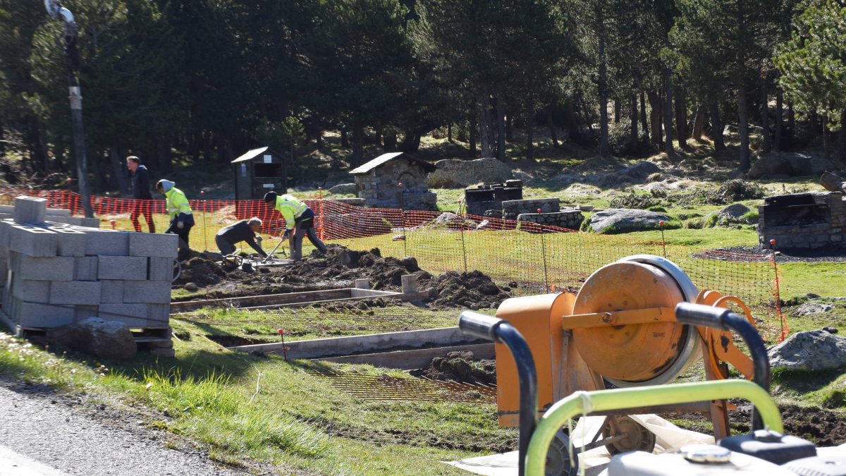 Els treballs que s'estan duent a terme actualment a la zona del berenador dels Cortals d'Encamp.