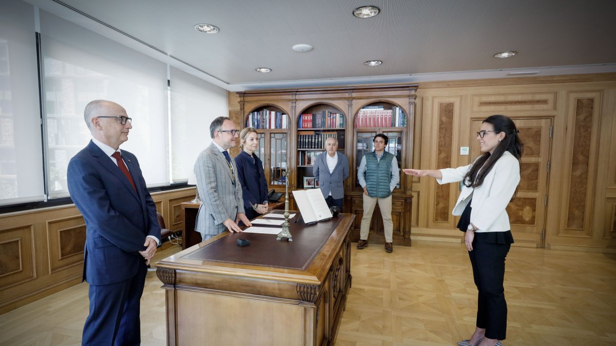 Presa de jurament de la  secretaria d'Estat d'Afers Financers Internacionals, Lorena Jordana Carmona.
