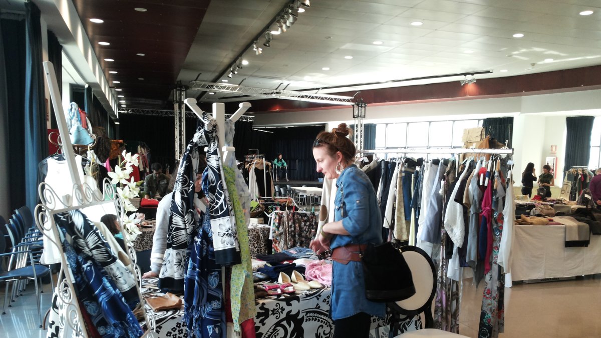 Una compradora durant la primera edició del Vide Dressing