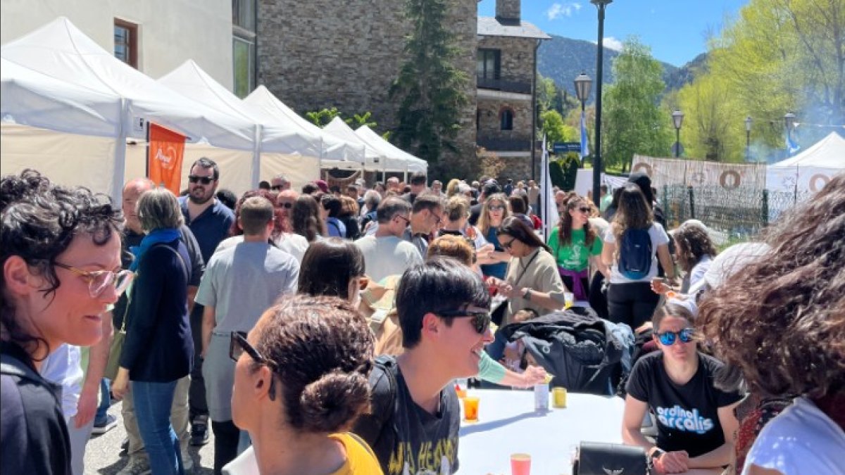 L'ambient a la fira del vermut d'Ordino