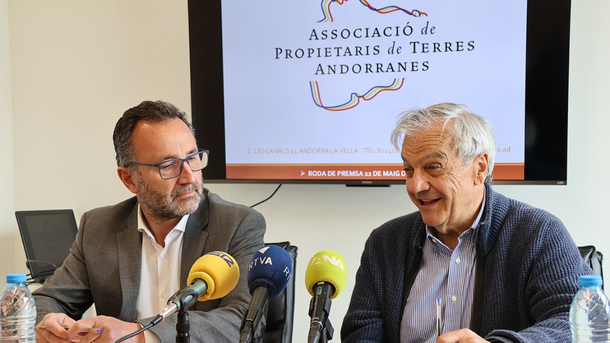 Duró i Cerqueda en la roda de premsa.
