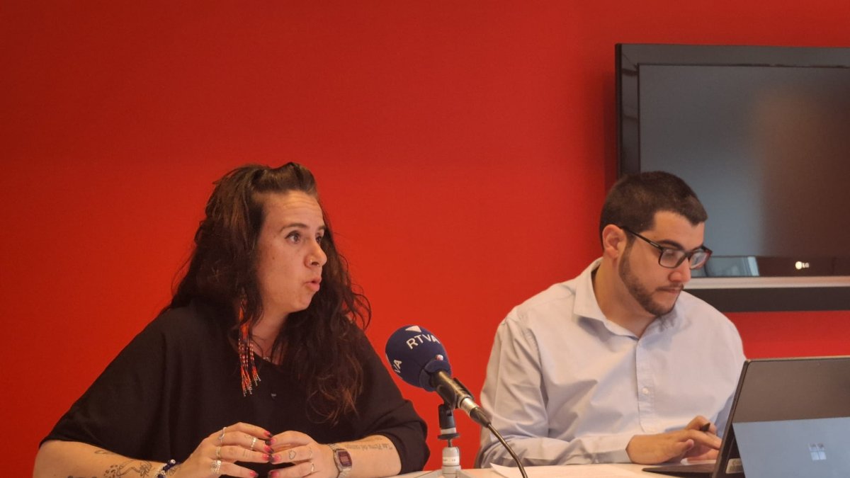 Carla Ninot i Pere Baró durant la roda de premsa.