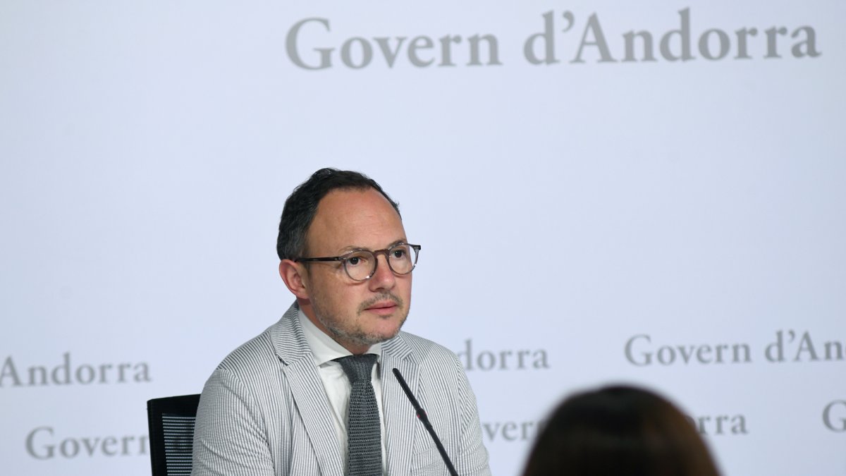 El cap de Govern durant la compareixença per anunciar la remodelació.