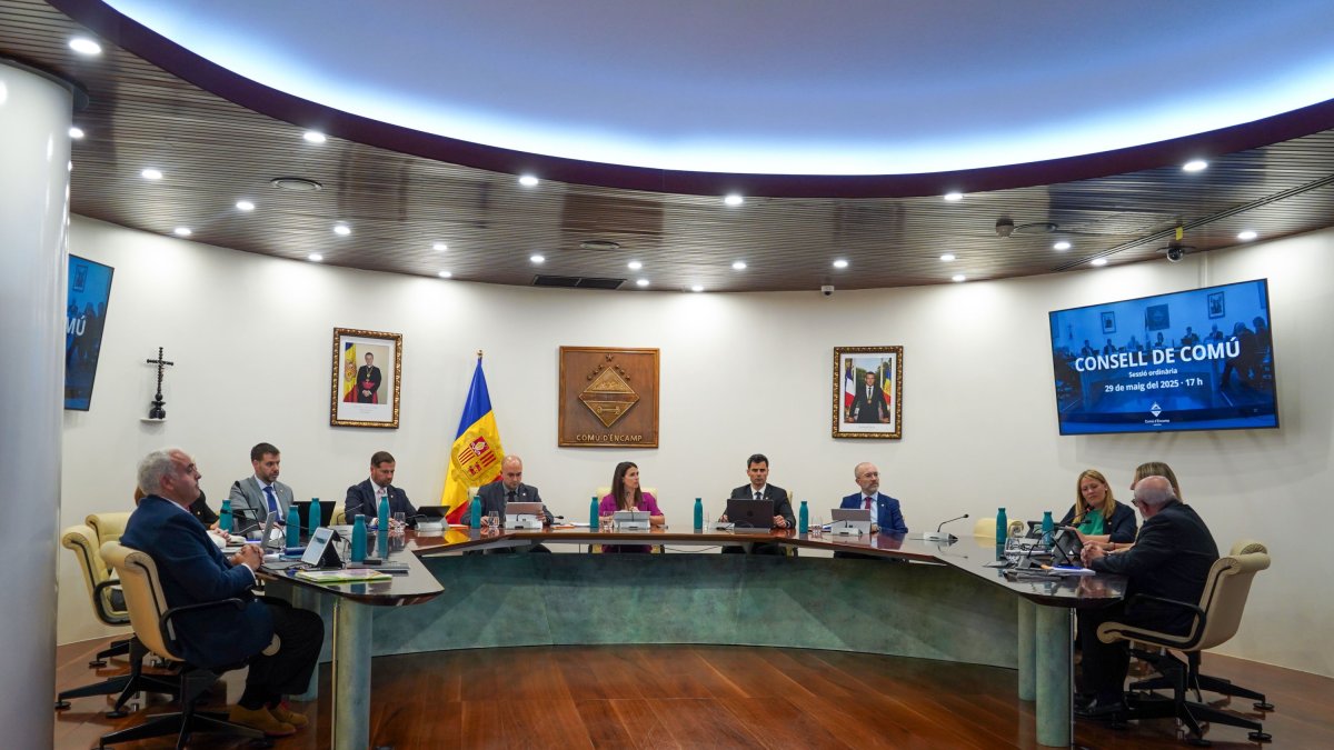 Sessió de comú d'Encamp.