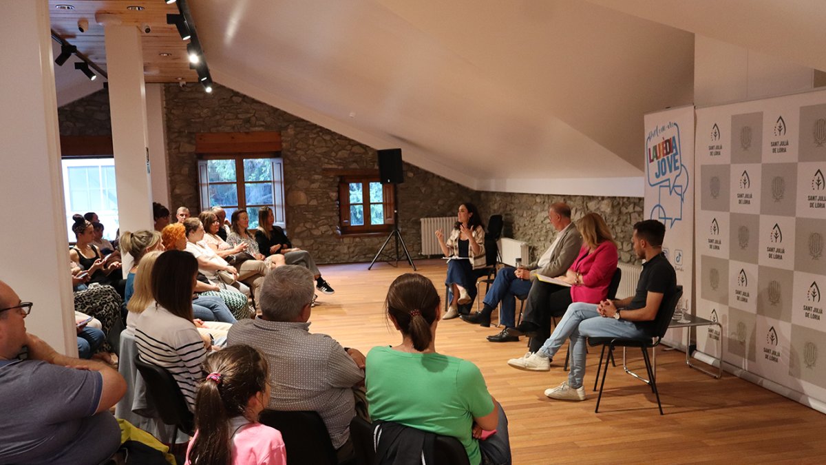 L’acte celebrat a Sant Julià de Lòria.