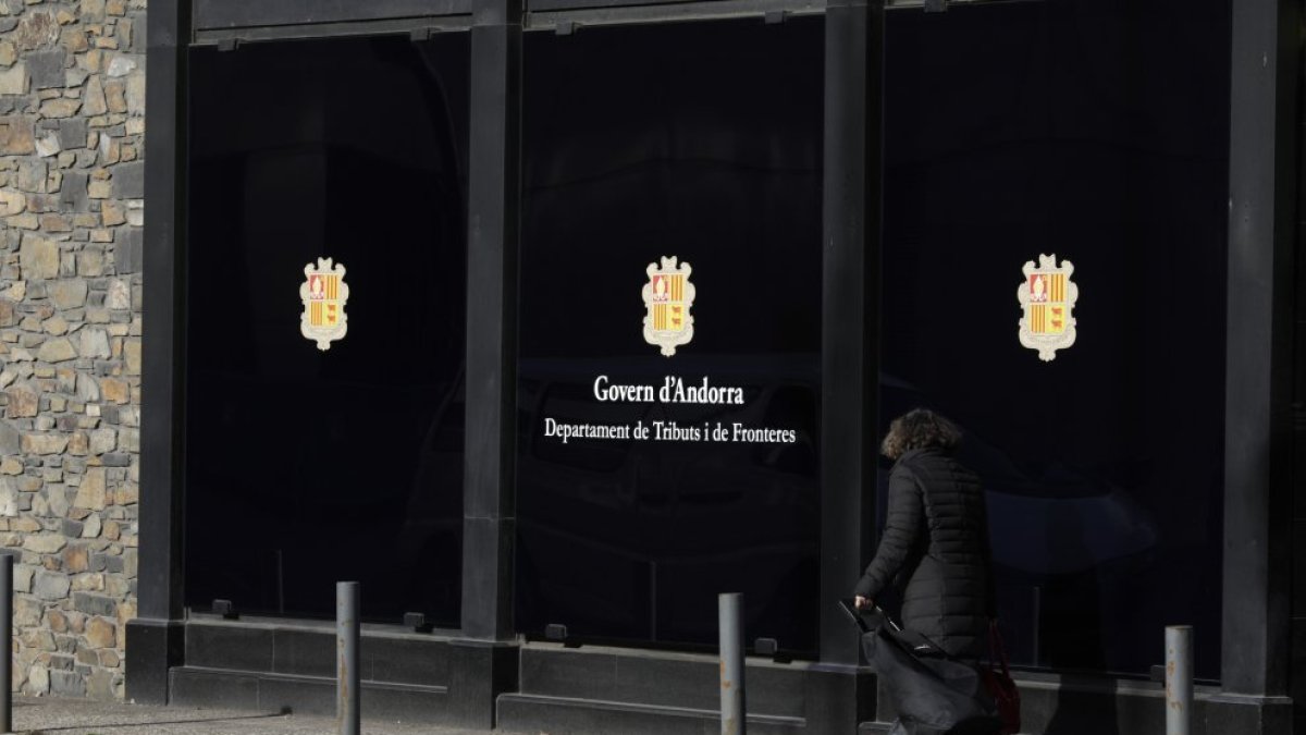 L’oficina de Tributs.