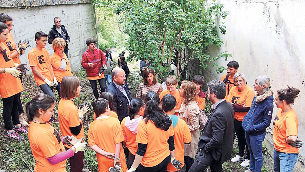 ‘Clean Up Day’ a Encamp, el 2017.