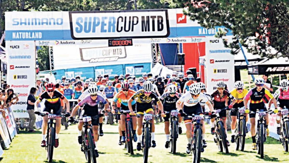 La sortida de la cursa, ahir.