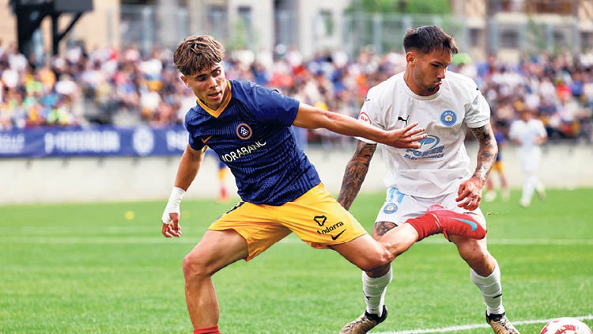 Josep Cerdà, en una acció del partit.