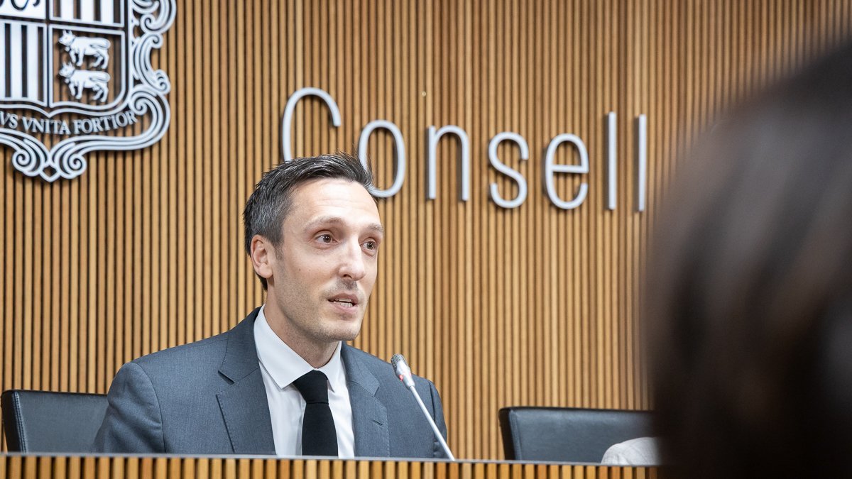 El director de l’AQUA, Isaac Galobardes, durant la presentació.
