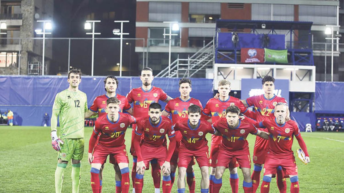 Alineació de la selecció a l’anterior finestra.