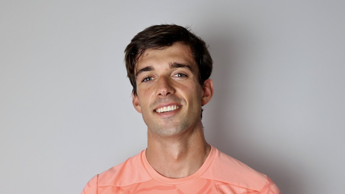 Iker Álvarez, amb la nova samarreta.