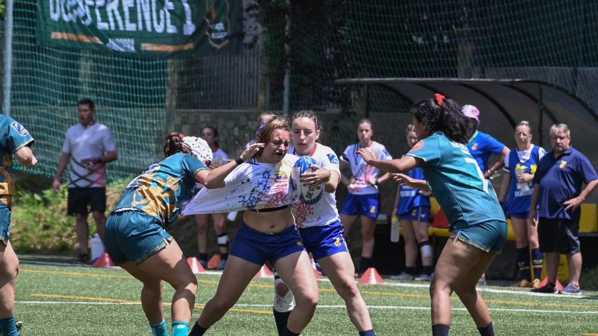 Les ‘grandalles’ van guanyar els tres partits jugats.