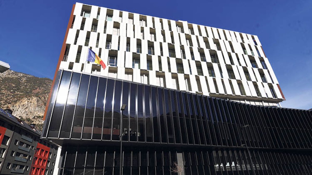 L’edifici que acull la seu de Justícia.