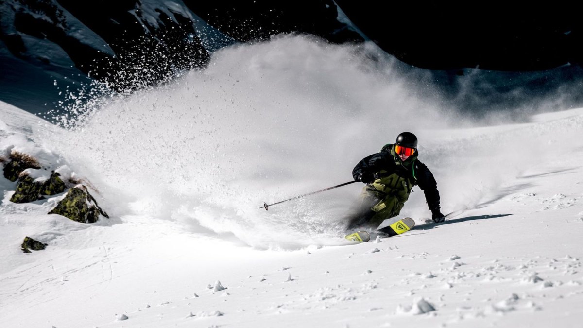 Un esquiador al domini de Grandvalira.