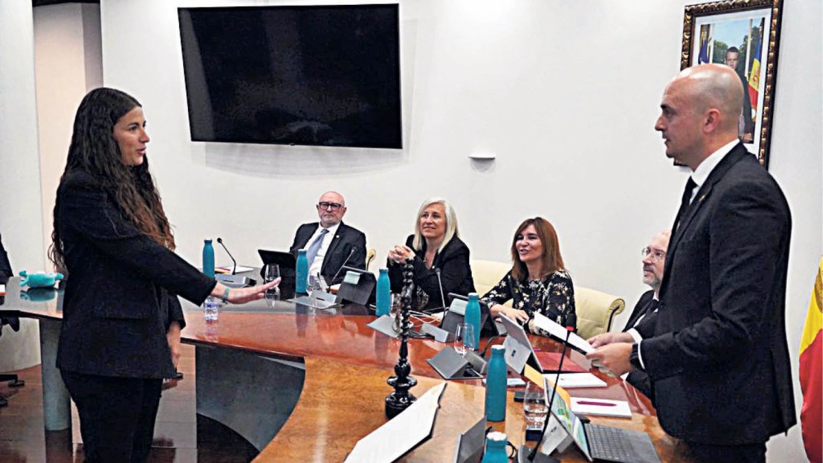 Judit Torres pren possessió del càrrec de consellera.