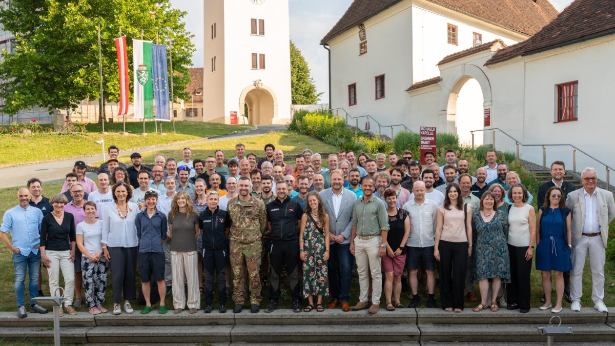 L'assemblea general de serveis de predicció d'allaus europeus d'enguany a Austria