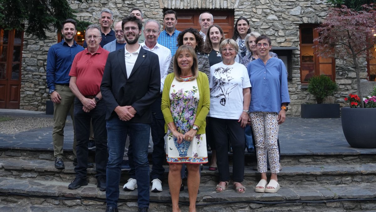 Els signants de la constitució de la fundació.