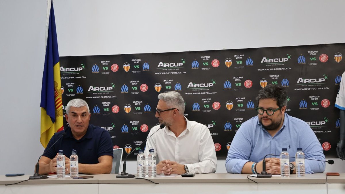Presentació de la primera AirCup, ahir.