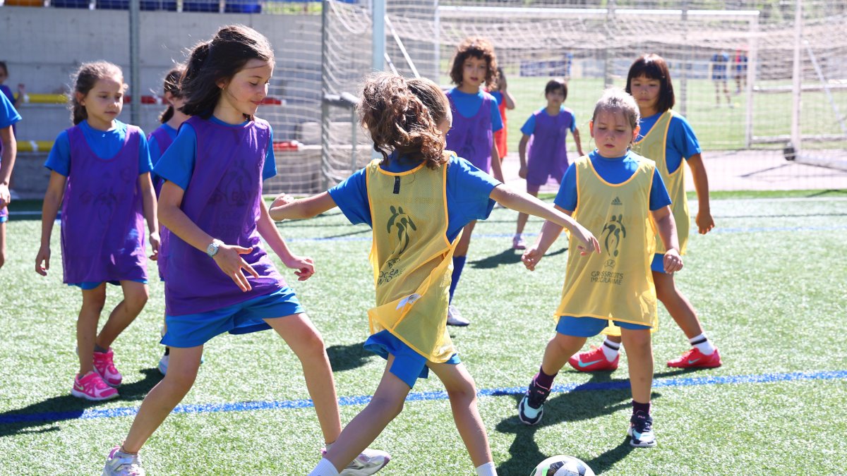 El Campus Femení de la FAF a la Borda Mateu.