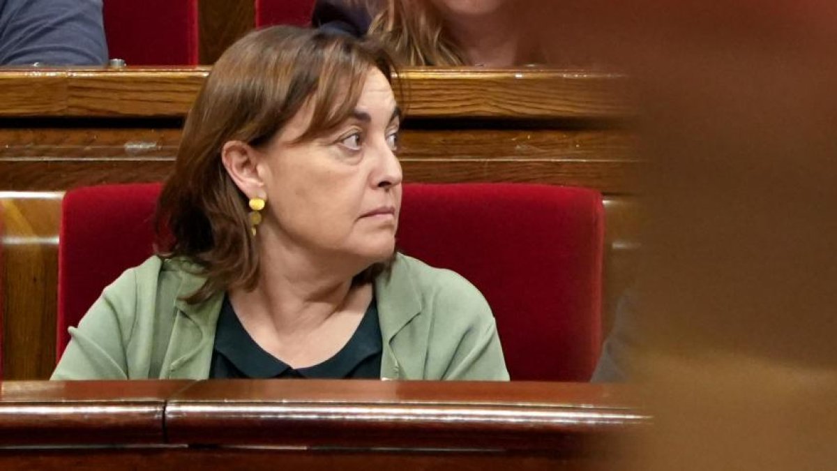 La consellera Sílvia Paneque durant el debat parlamentari.