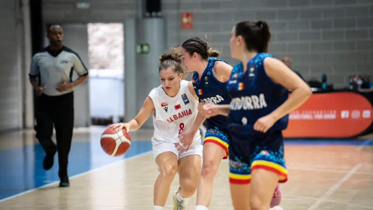 La selecció femenina va caure contra Albània.