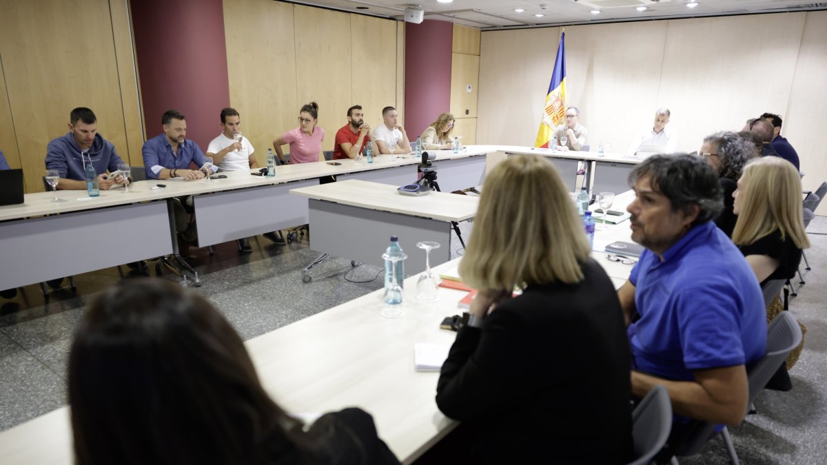 La reunió d'avui entre Govern i sindicats