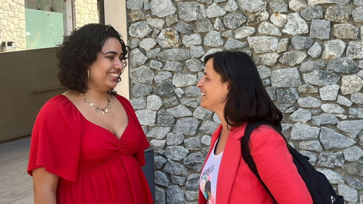 Isabella Vargas i Vanessa Mendoza durant la presentació.