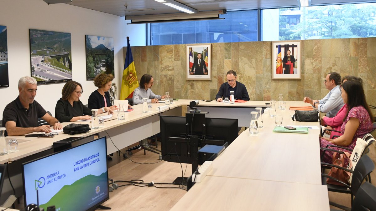 La reunió del Pacte d'Estat per l'Acord d'associació amb la Unió Europea.