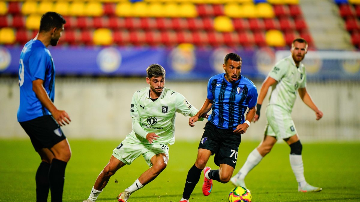 Duel de l’Inter Club d’Escaldes davant de l’OIimpija de Ljubljana a l’Estadi de la FAF.