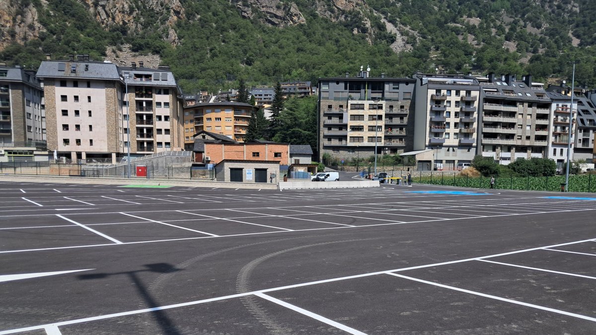 L'aparcament de Canrodes