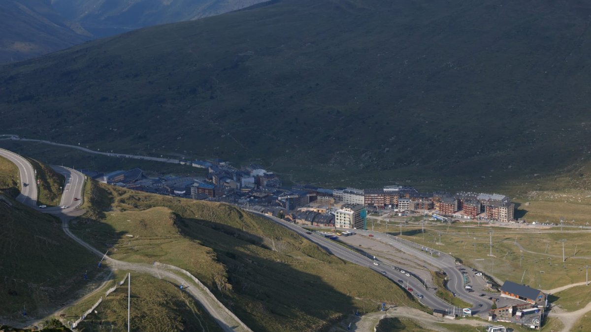 Vista del Pas, on es concentra una gran proporció de pisos turístics.