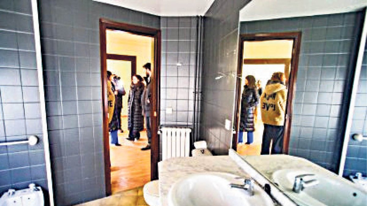 Banys de l’hotel Pol.