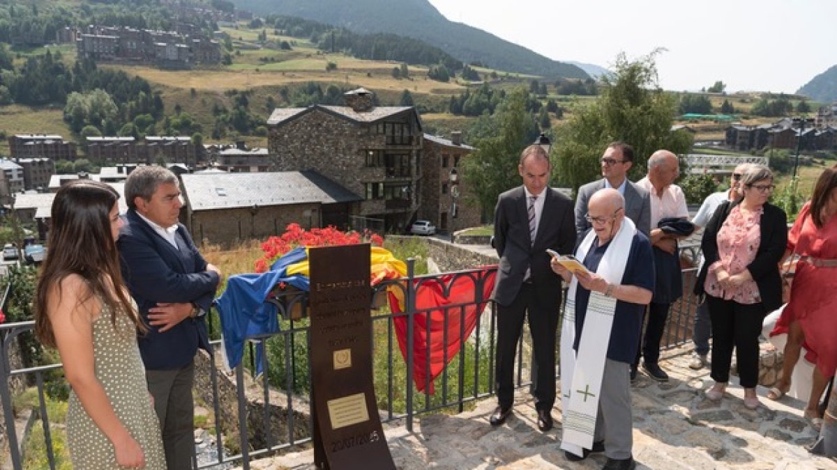 Inauguració del monòlit als deportats canillencs.