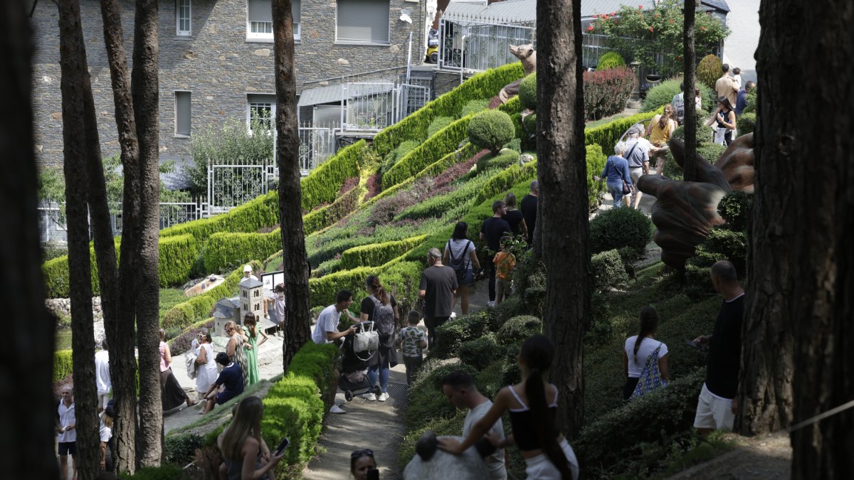 Visitants als jardins de Juberri.