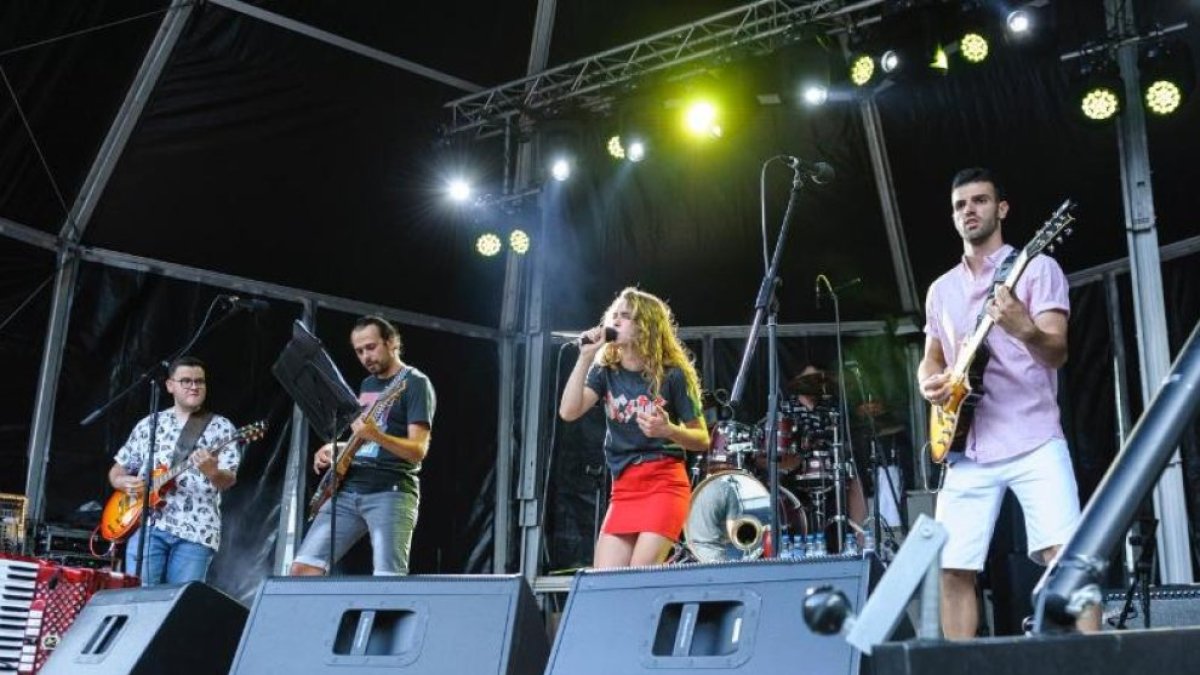 El grup Pas’n’fals.