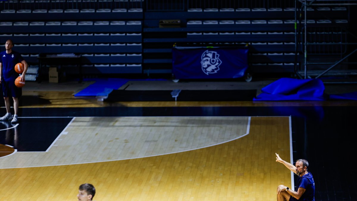 El MoraBanc Andorra va entrenar ahir al pavelló Toni Martí.