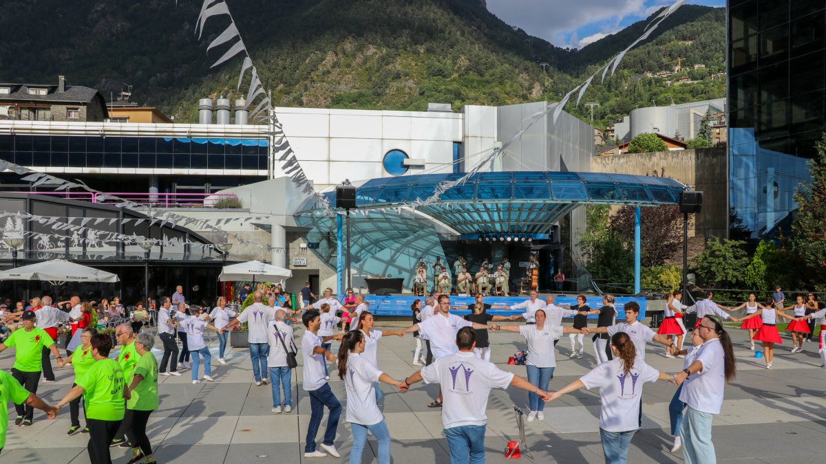 Concurs de colles sardanistes d'Encamp 2024