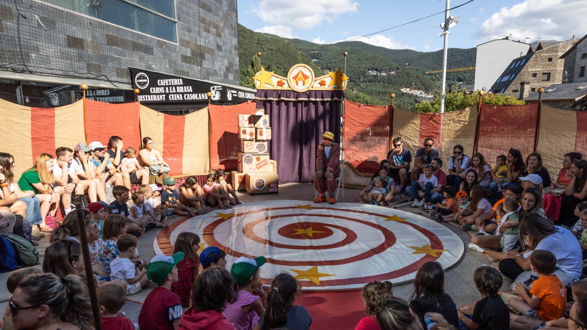Espectacle de circ a la Massana