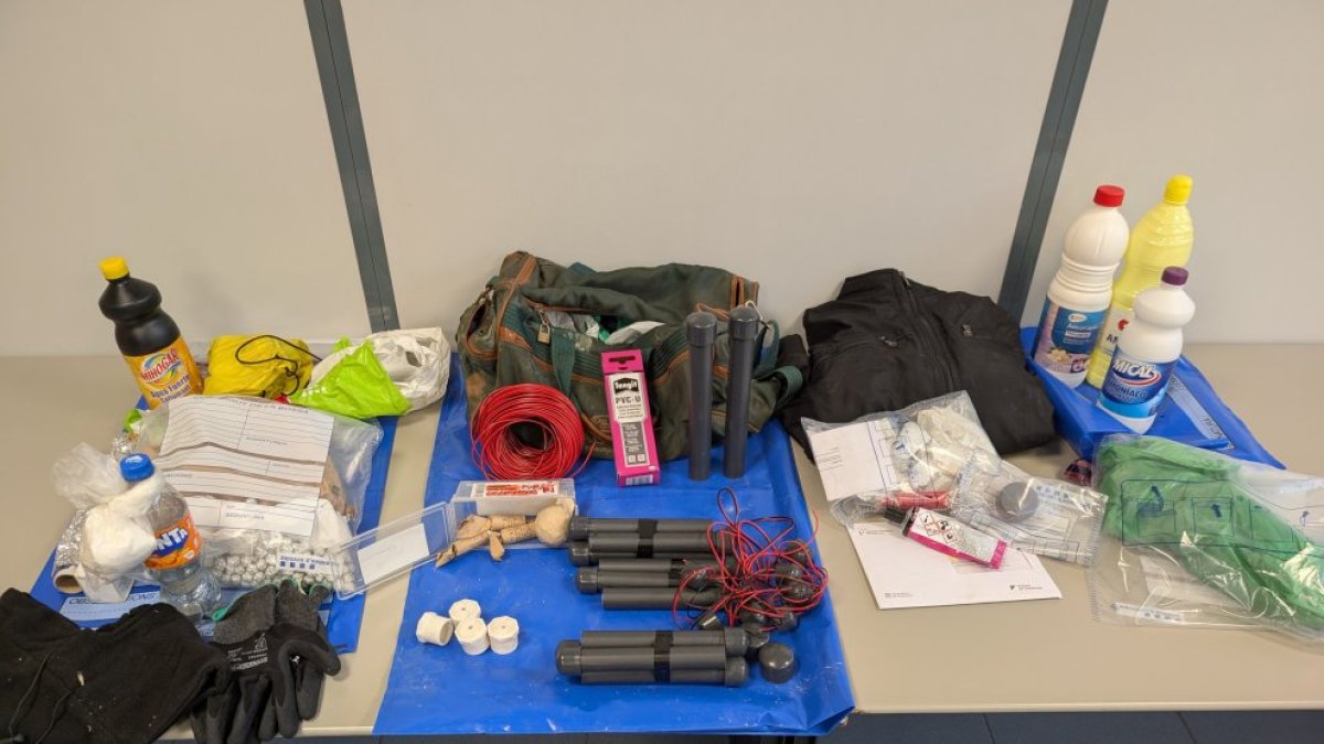 El material trobat durant l’escorcoll.