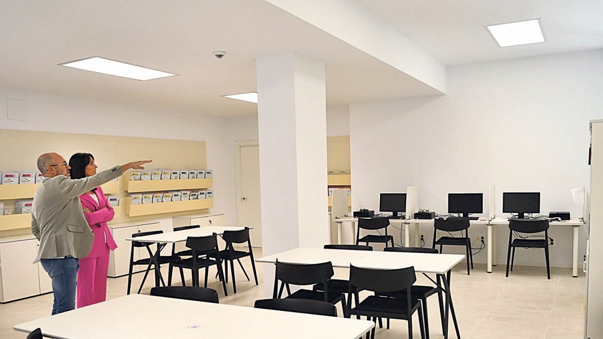 Nu centre d'autoaprenentatge a Encamp.